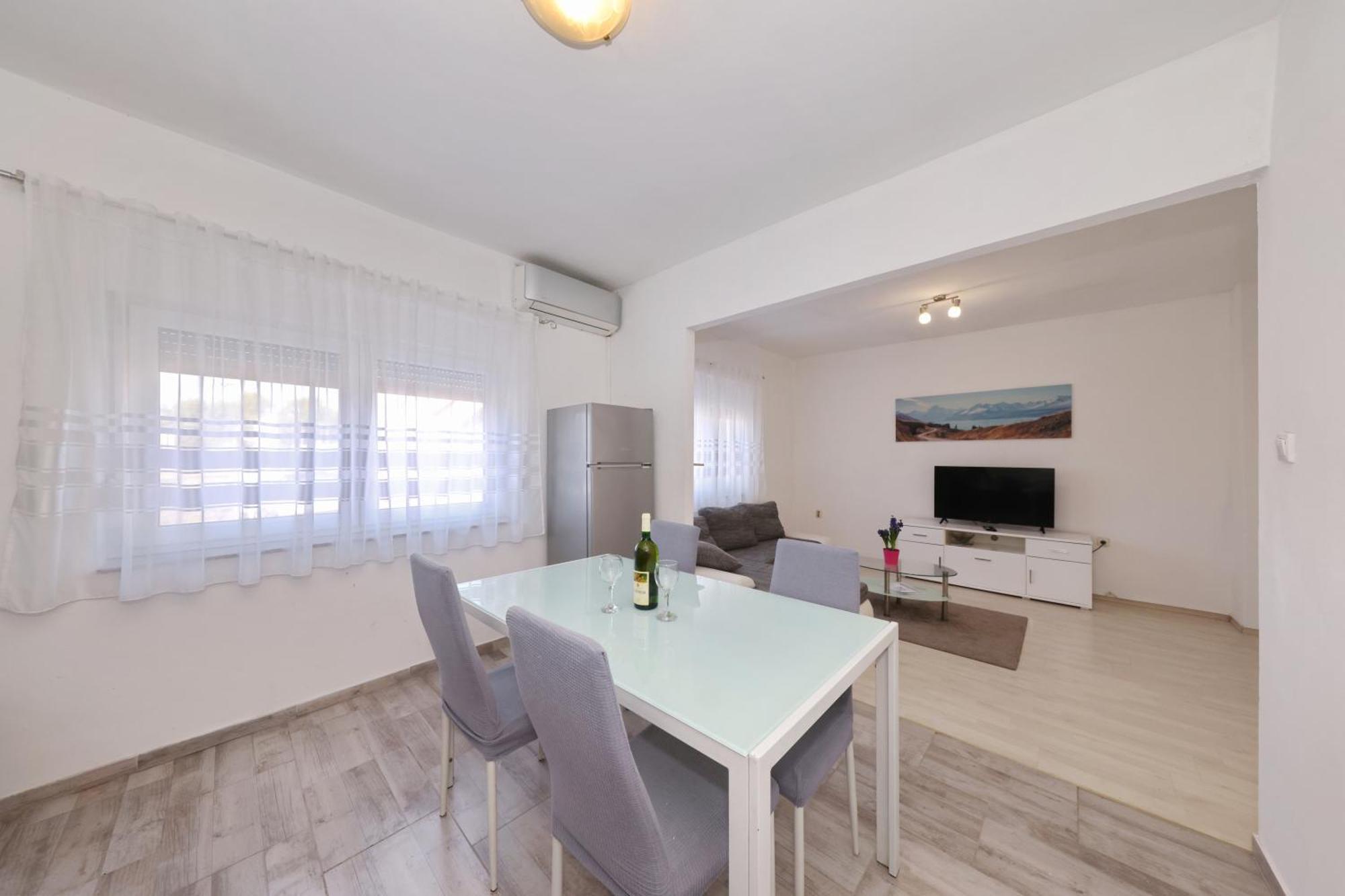 זאדאר Apartment Mirela מראה חיצוני תמונה